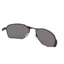 Oakley SI Savitar Polarized -Outdoor Equipment 5 1001 oakley si savitar black prizm gray polarized